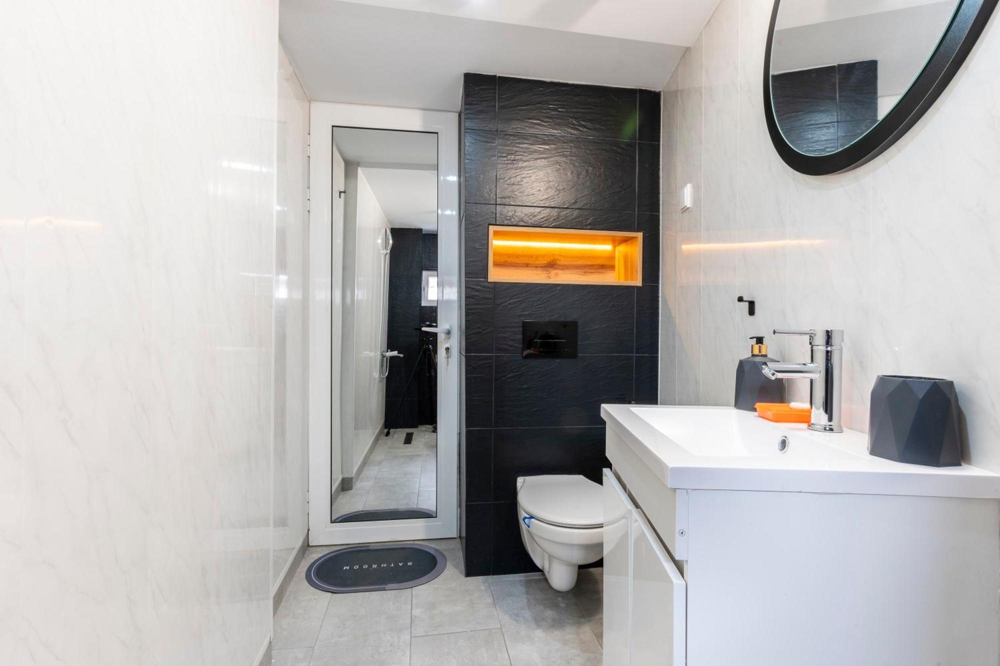 Bobevata Guest House - Floor 2 - Stunning View Old Town Veliko Tŭrnovo Exterior foto