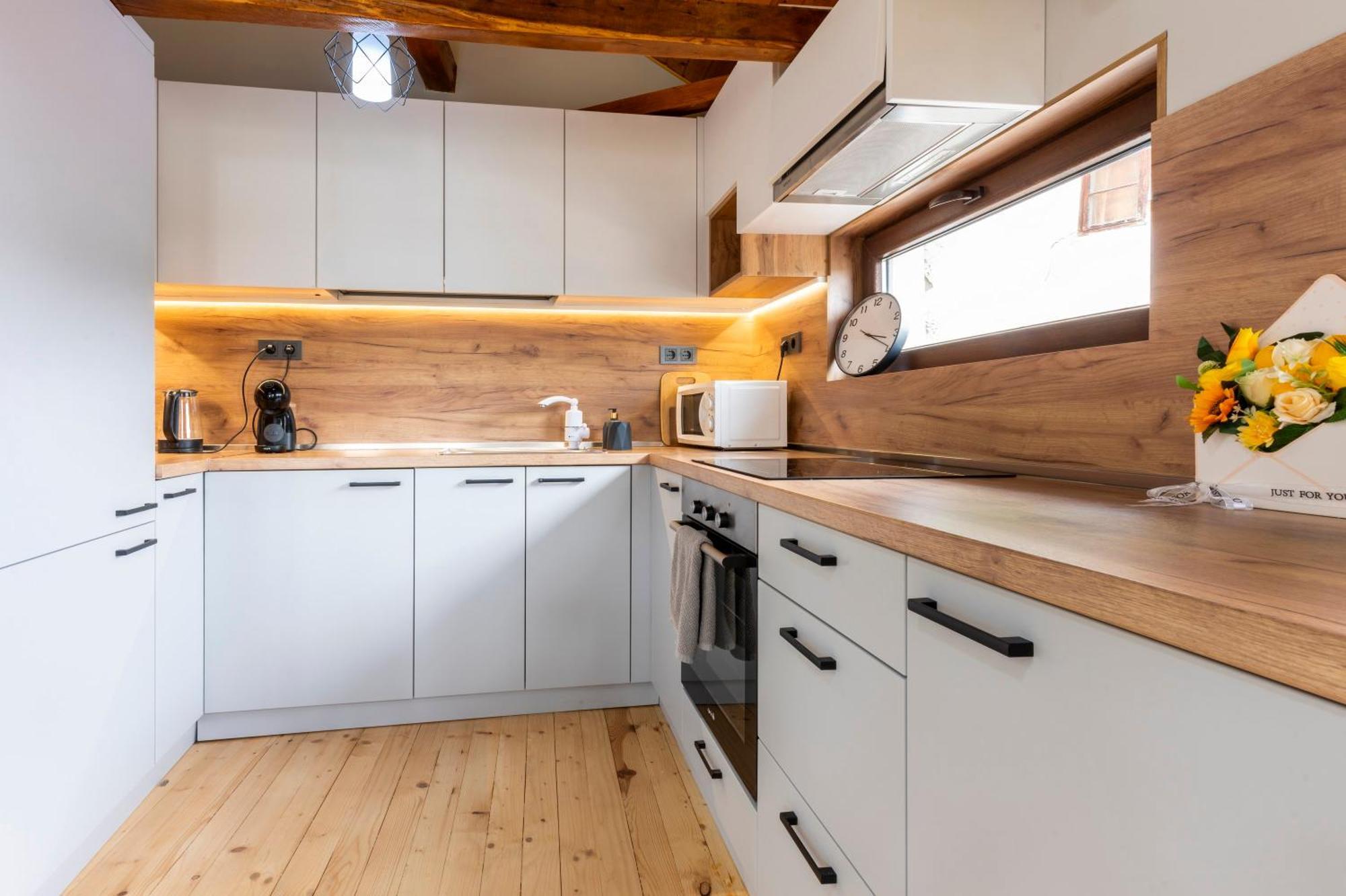 Bobevata Guest House - Floor 2 - Stunning View Old Town Veliko Tŭrnovo Exterior foto